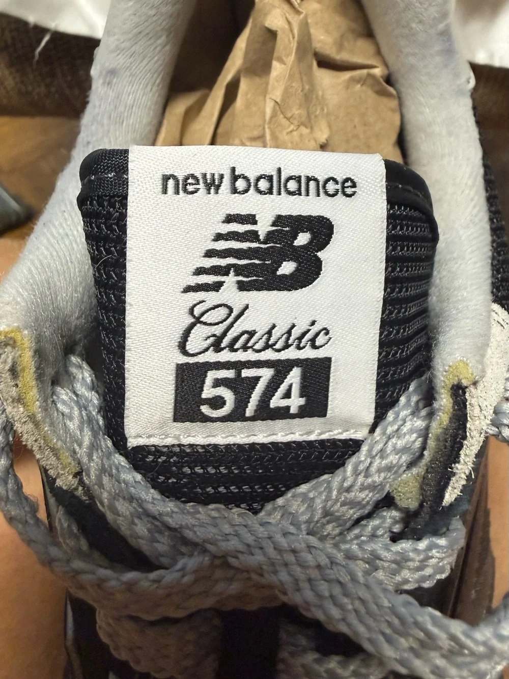 New Balance 574 Classic Black Gray Sneakers Women’s Size 9.5